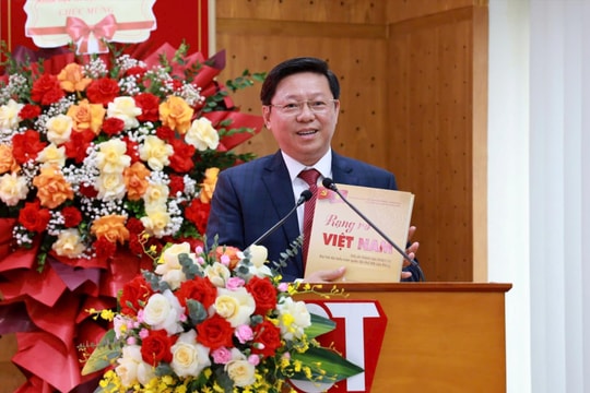 “Rạng rỡ Việt Nam” – Khơi dậy niềm tin, khát vọng phát triển đất nước