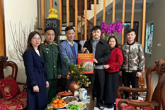 Hòa Lạc rộn ràng khí thế ngày hội tòng quân