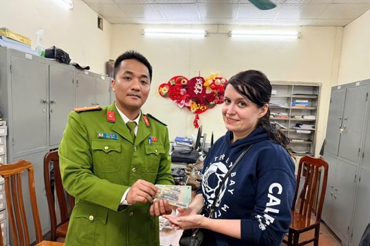 Hà Nội: Xác minh vụ việc du khách nước ngoài bị "chặt chém" khi đi xe ôm