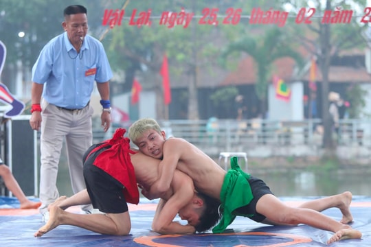 Đặc sắc Lễ hội truyền thống đền Trúc Lâm và Giải vật dân tộc xuân Bính Ngọ x ã Vật Lại