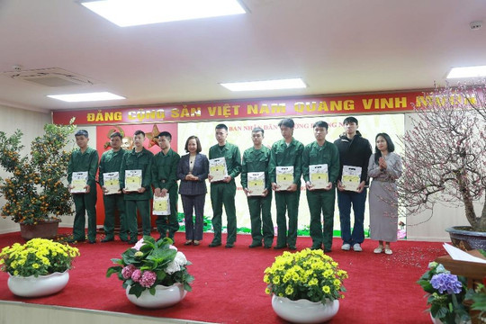 Những thanh niên ưu tú Thủ đô tình nguyện lên đường nhập ngũ