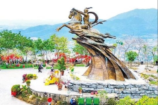 Lễ hội Gióng đền Sóc năm 2026 đón hơn 45.000 lượt khách