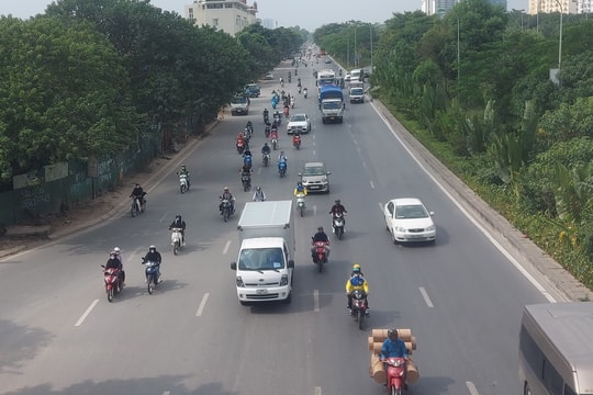 Hà Nội kết thúc mưa dông, hửng nắng ấm