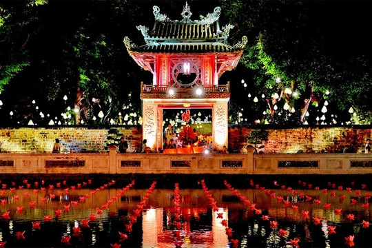 Công nghệ nâng tầm văn hóa - Động lực thúc đẩy du lịch Thủ đô  