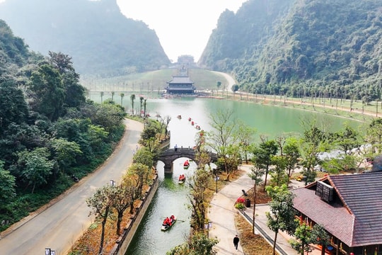 Thung Ui - điểm đến mới nổi của Ninh Bình