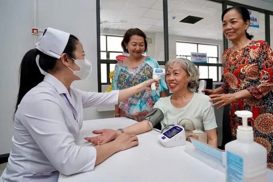 Thành phố Hồ Chí Minh đầu tư cơ bản để phát triển mạnh y tế cơ sở