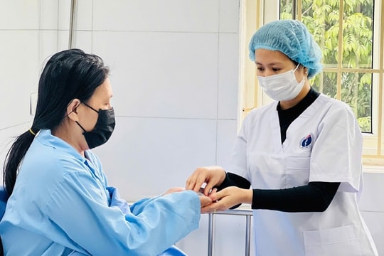 Phụ cấp ưu đãi nghề cho ngành Y Khi chính sách tiếp sức “chiến sĩ áo trắng”...