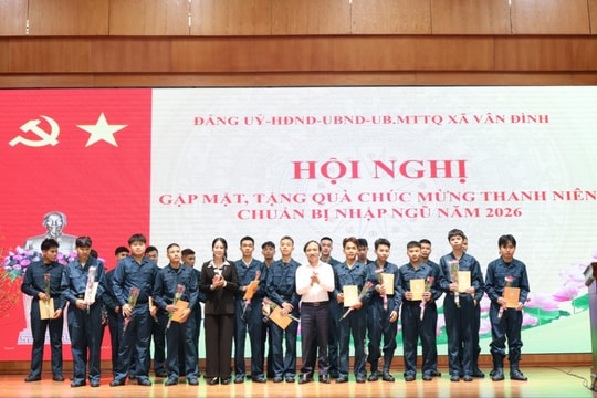 Vân Đình: 47 thanh niên tình nguyện lên đường nhập ngũ năm 2026