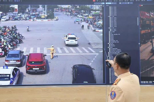 Camera AI “gỡ nút thắt” trật tự đô thị và giao thông Thủ đô