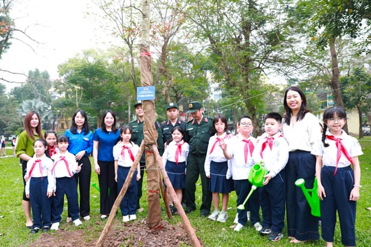 Tuổi trẻ phường Hai Bà Trưng phát huy sức trẻ xây dựng đô thị văn minh