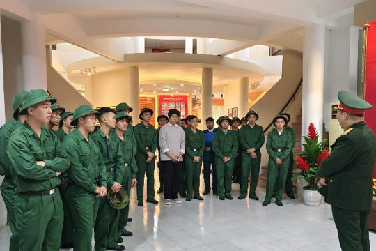 Xã Nam Phù: Nhiều hoạt động bồi dưỡng lý tưởng cách mạng cho thanh niên chuẩn bị lên đường nhập ngũ