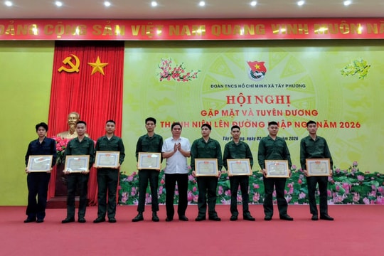Tây Phương trao niềm tin, gửi kỳ vọng tới tân binh