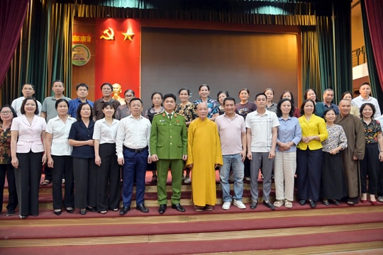 Các ứng cử viên đại biểu Quốc hội cam kết “không hứa những việc vượt thẩm quyền, không nói chung chung”