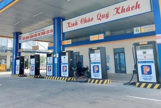 Cho phép chuyển hơn 1.300m2 đất nông nghiệp tại xã Trung Giã làm cửa hàng bán lẻ xăng dầu