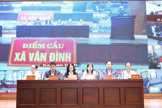 Ứng cử viên đại biểu Quốc hội khóa XVI - đơn vị bầu cử số 8 thành phố Hà Nội tiếp xúc cử tri 11 xã