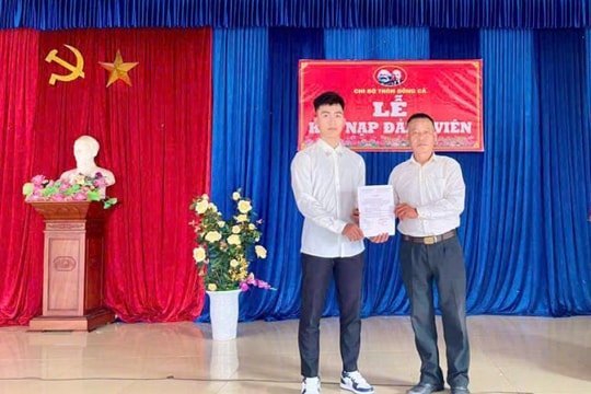Xã Chuyên Mỹ kết nạp đảng viên trước ngày nhập ngũ