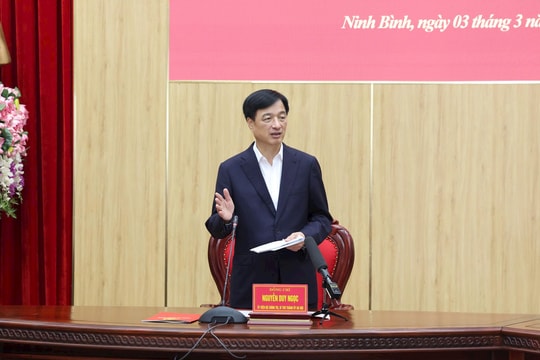 Công bố quyết định kiểm tra, giám sát của Bộ Chính trị, Ban Bí thư đối với Ban Thường vụ Tỉnh ủy Ninh Bình