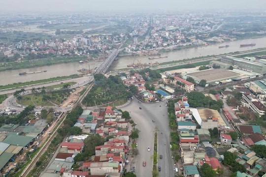 [Podcast] Hà Nội: Cấm lưu thông để xây dựng tuyến đường đê Đá ở Phù Đổng