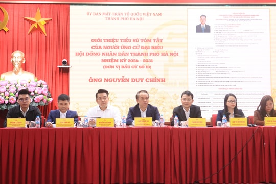 Ứng cử viên đại biểu HĐND thành phố Hà Nội đơn vị số 10 tiếp xúc cử tri
