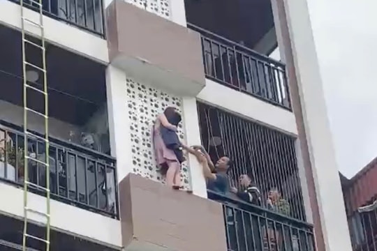 Hà Nội: Kịp thời giải cứu cô gái có hành động tiêu cực
