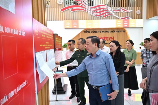 Công đoàn phường Cầu Giấy đồng hành bảo đảm quyền bầu cử của người lao động