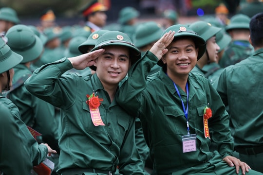 Những hình ảnh ấn tượng trong Lễ giao, nhận quân TP Huế năm 2026
