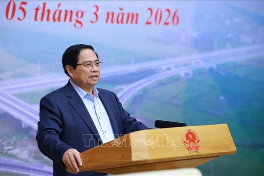 Thủ tướng: Thúc đẩy phát triển hạ tầng giao thông, đóng góp thực hiện mục tiêu tăng trưởng 2 con số