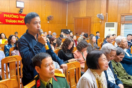 Ứng cử viên đại biểu HĐND thành phố Hà Nội tiếp xúc cử tri đơn vị bầu cử số 17