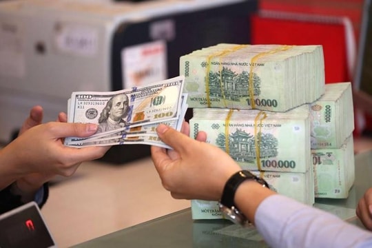 Nhiều biến động trên thị trường tiền tệ