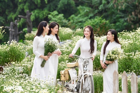 Lan tỏa nét duyên phụ nữ Hà thành trong nhịp sống hiện đại