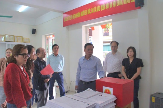 Phường Long Biên ứng dụng bản đồ số hỗ trợ cử tri tra cứu điểm bầu cử