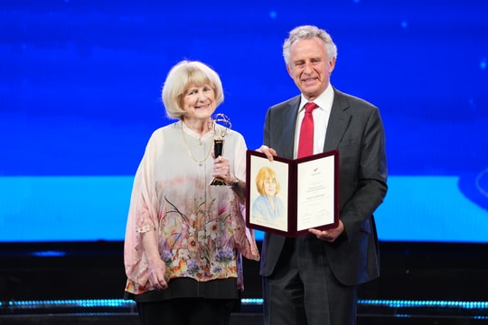 GS. Mary-Claire King: Người phụ nữ dành cả đời tìm lời giải từng bộ gen và mang theo một tình yêu đặc biệt với Việt Nam