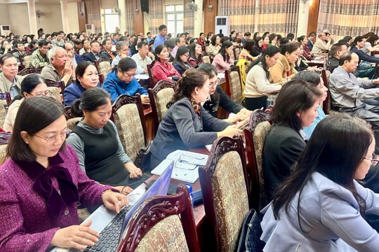 Sơn Tây tập huấn nghiệp vụ bầu cử cho 700 người, sẵn sàng cho ngày bầu cử