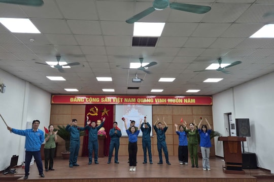 Hơn 50 tác phẩm của người dân Lĩnh Nam hướng về ngày hội non sông