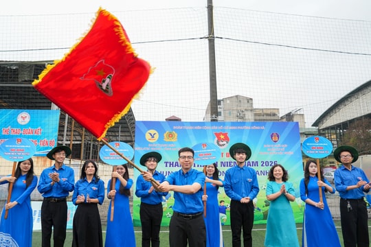 Tuổi trẻ Hồng Hà sôi nổi chuẩn bị cho ngày hội toàn dân