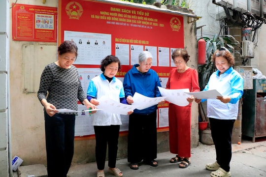 Phụ nữ Thủ đô: Thể hiện trách nhiệm trong từng lá phiếu bầu