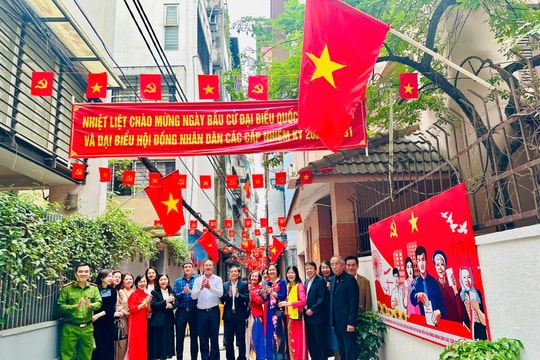 Nhân lên những "Ngõ phố hạnh phúc" chào mừng ngày hội bầu cử