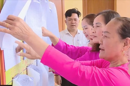 Đồng bào dân tộc sẵn sàng cho ngày hội toàn dân
