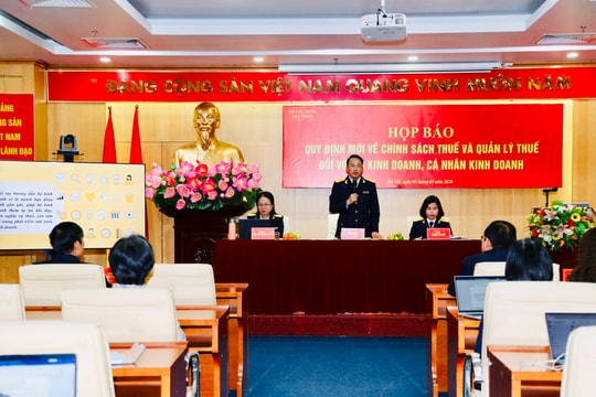 Cao điểm hỗ trợ hộ kinh doanh thực hiện chính sách thuế mới