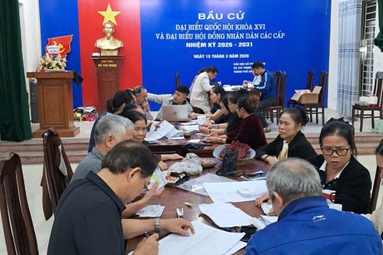 Hòm phiếu phụ - bảo đảm không cử tri nào bị bỏ lại phía sau