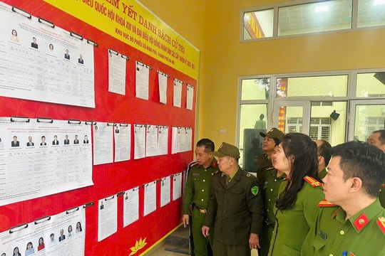 Công an xã Nam Phù bám sát địa bàn, bảo đảm an ninh, an toàn phục vụ bầu cử
