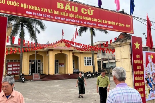 Trước ngày bầu cử ở xã Hồng Vân