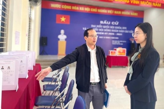 Phúc Thọ: Đoàn giám sát HĐND xã kiểm tra thực tế công tác bầu cử