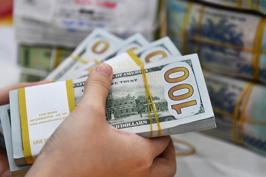 Tỷ giá USD điều chỉnh giảm nhẹ