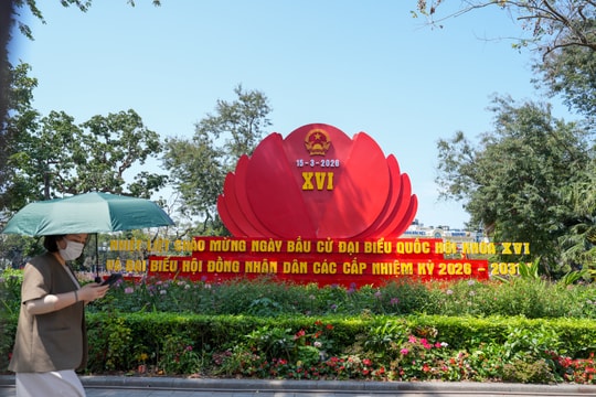 Phường Hoàn Kiếm rực rỡ sắc màu chào đón ngày bầu cử Quốc hội khóa và HĐND