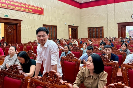 Công nhân, lao động Thủ đô hướng về ngày hội non sông