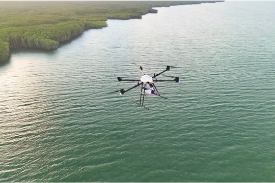 CT Group phối hợp triển khai UAV hỗ trợ ngư dân bám biển