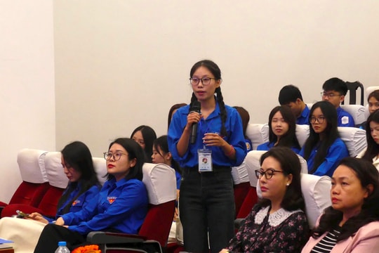 Cầu Giấy gặp mặt cử tri trẻ tham gia bầu cử