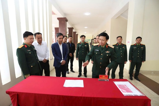 Đoài Phương lan tỏa tình đoàn kết quân dân hướng tới ngày bầu cử