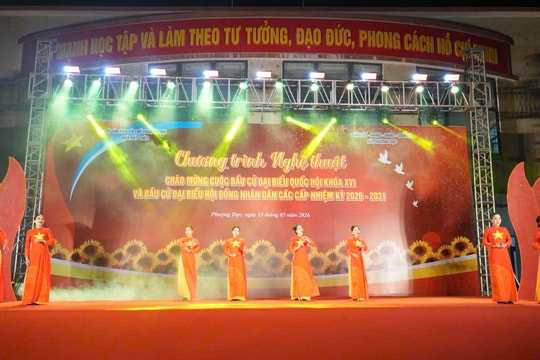 Xã Phượng Dực tổ chức chương trình nghệ thuật chào mừng ngày hội non sông